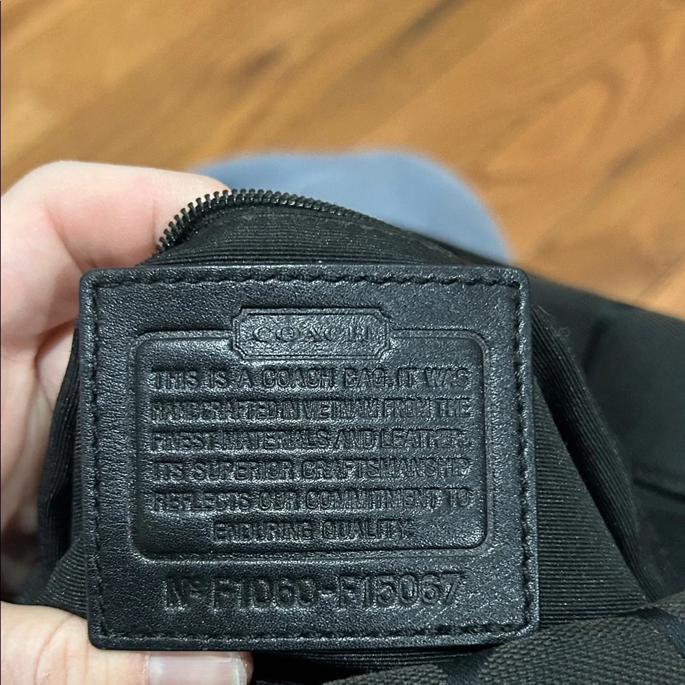 Coach Black Shoulder Bag - Picture 2 of 6